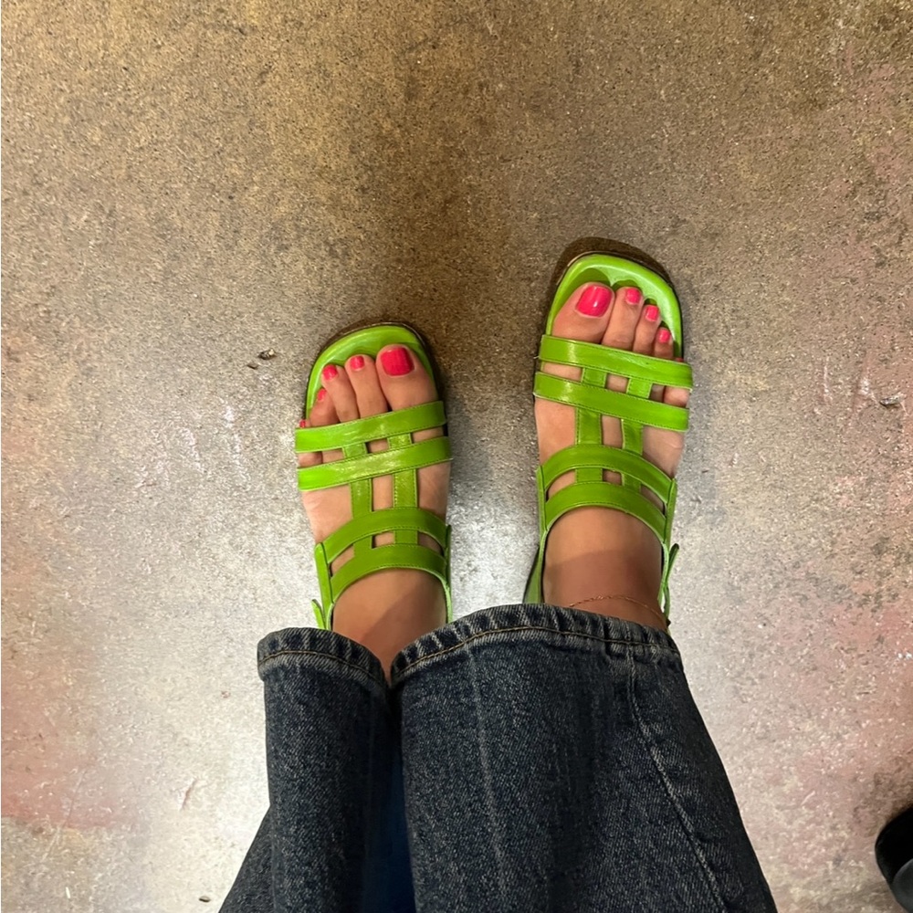 Vtg 60s 70s Lime Green Leather Strappy Heeled Sandals 6-6.5 made in italy - Picture 8 of 9